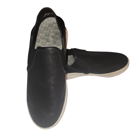 Olukai Womens Slip-on Black Leather Sneaker W Collapsing Heel Euc Sz 8 - Picture 1 of 6